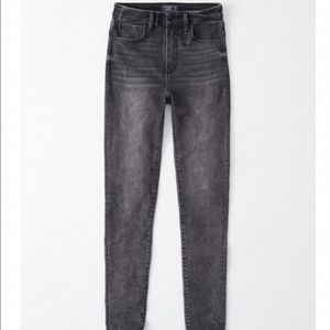 NWT!✨ Abercrombie & Fitch High Rise Skinny Jeans